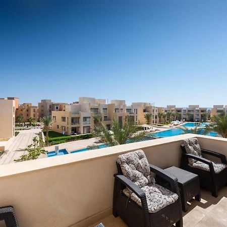 Luxe 3Bdr W Private Rooftop Jacuzzi & Beach Access Apartment Hurghada Exterior photo